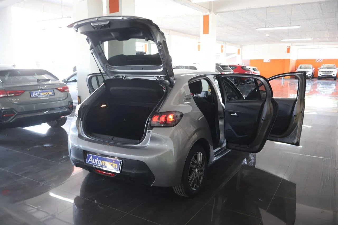 Peugeot 208 - View model 7