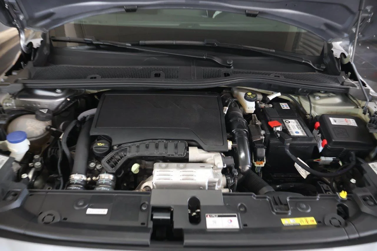 Peugeot 208 - View model 20