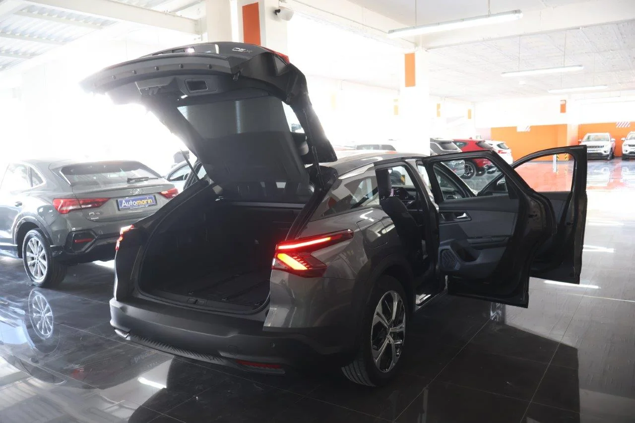 Citroen C5 X - View model 7