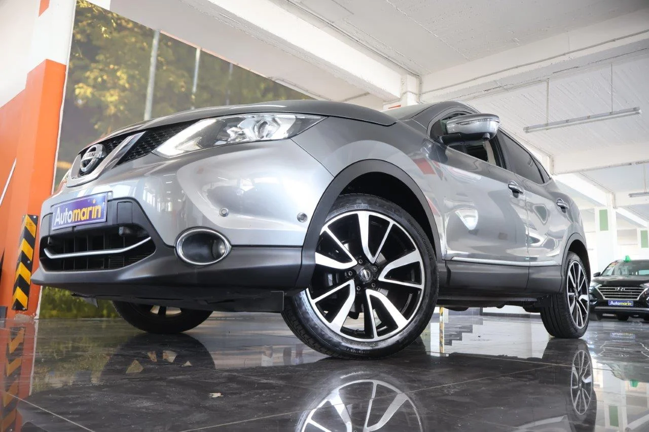View 2 - Nissan Qashqai - 2015
