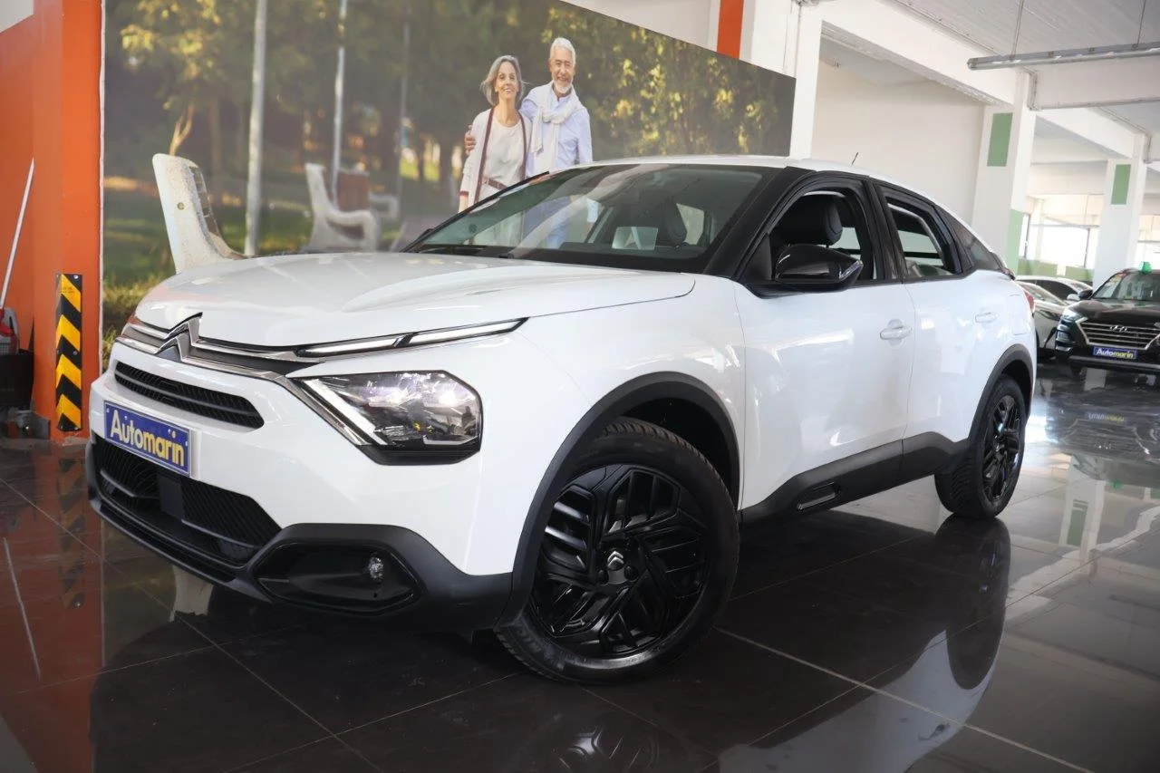 View 1 - Citroen C4 - 2023