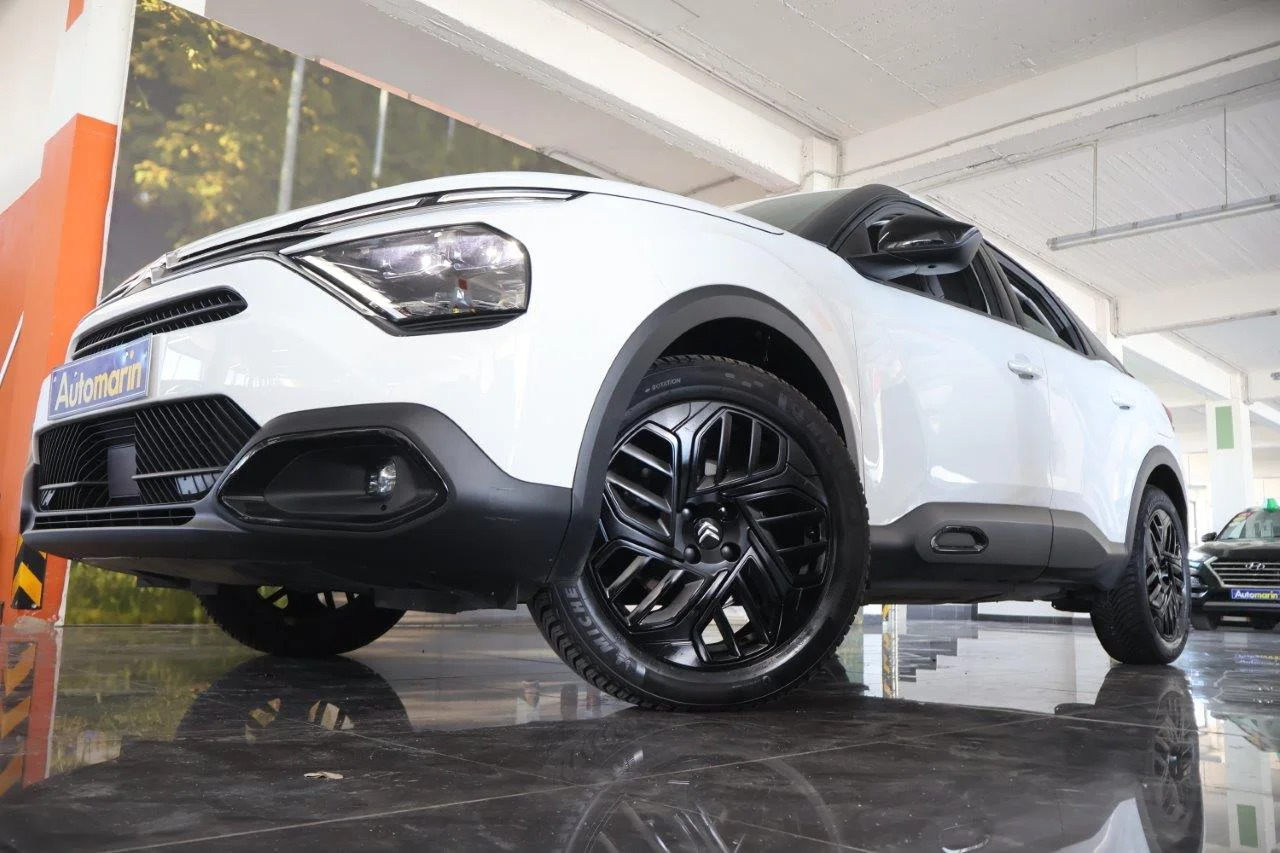 View 2 - Citroen C4 - 2023