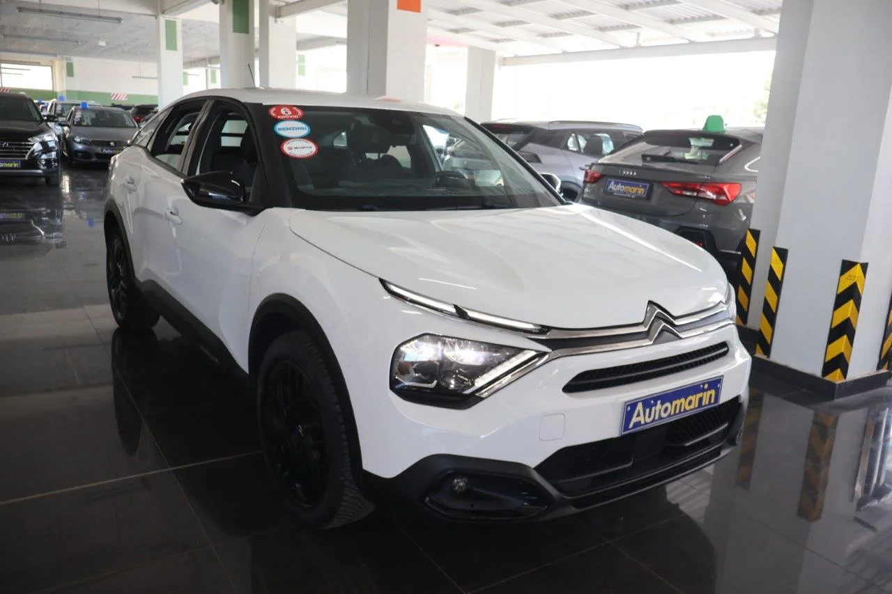 View 4 - Citroen C4 - 2023