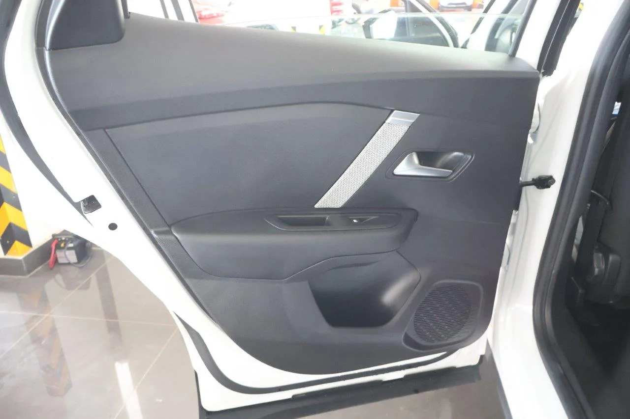 Citroen C4 - View model 33