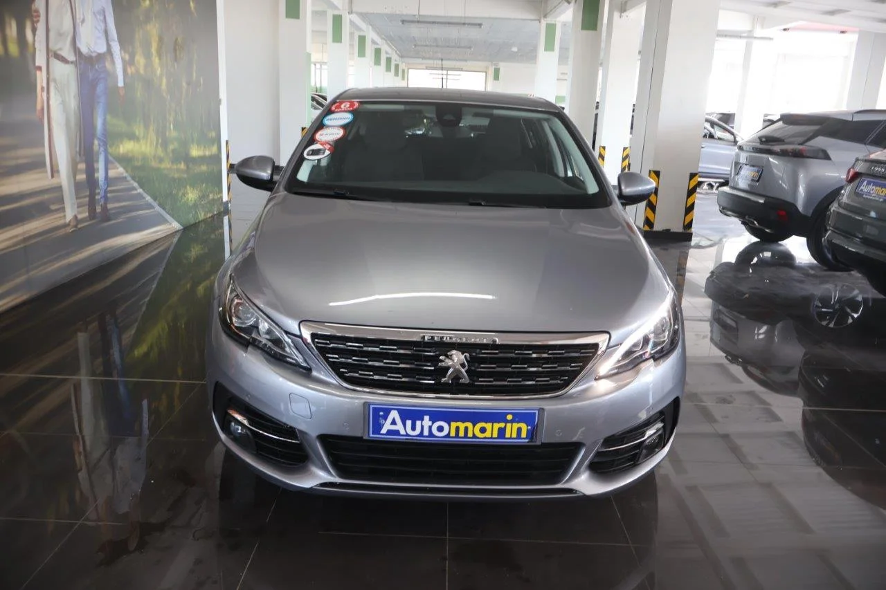 View 3 - Peugeot 308 - 2017