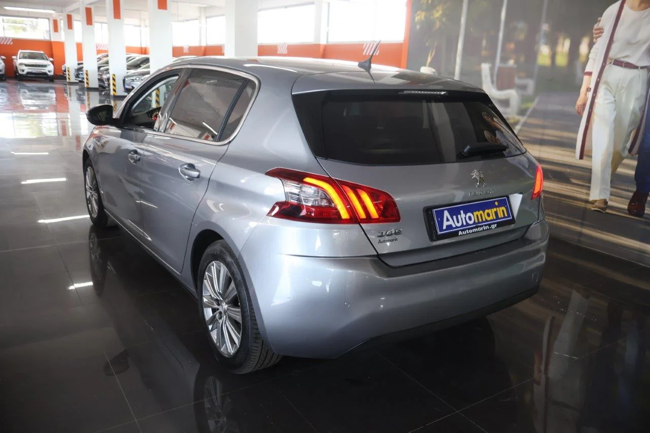 Peugeot 308 - View model 6