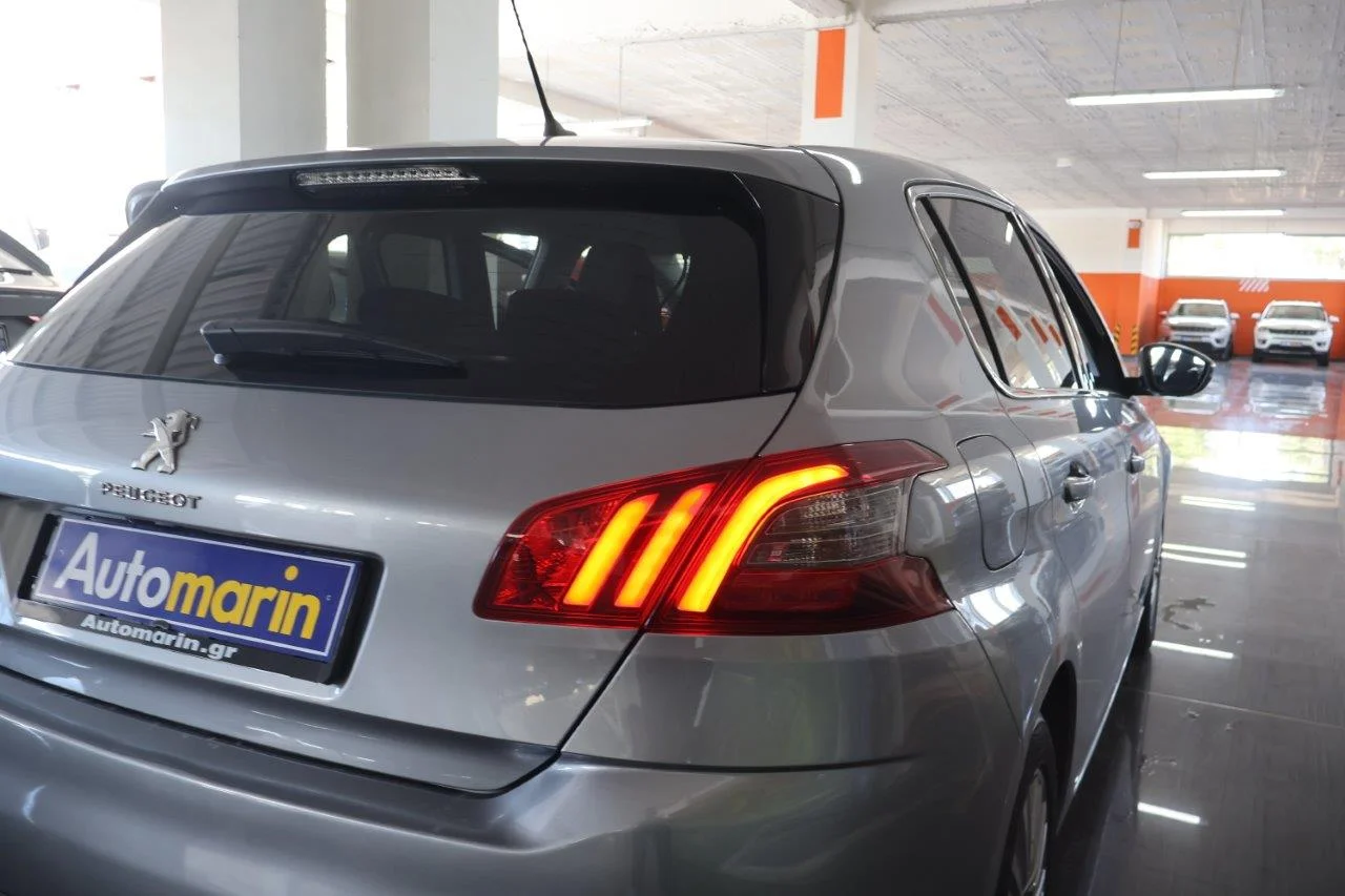 Peugeot 308 - View model 11