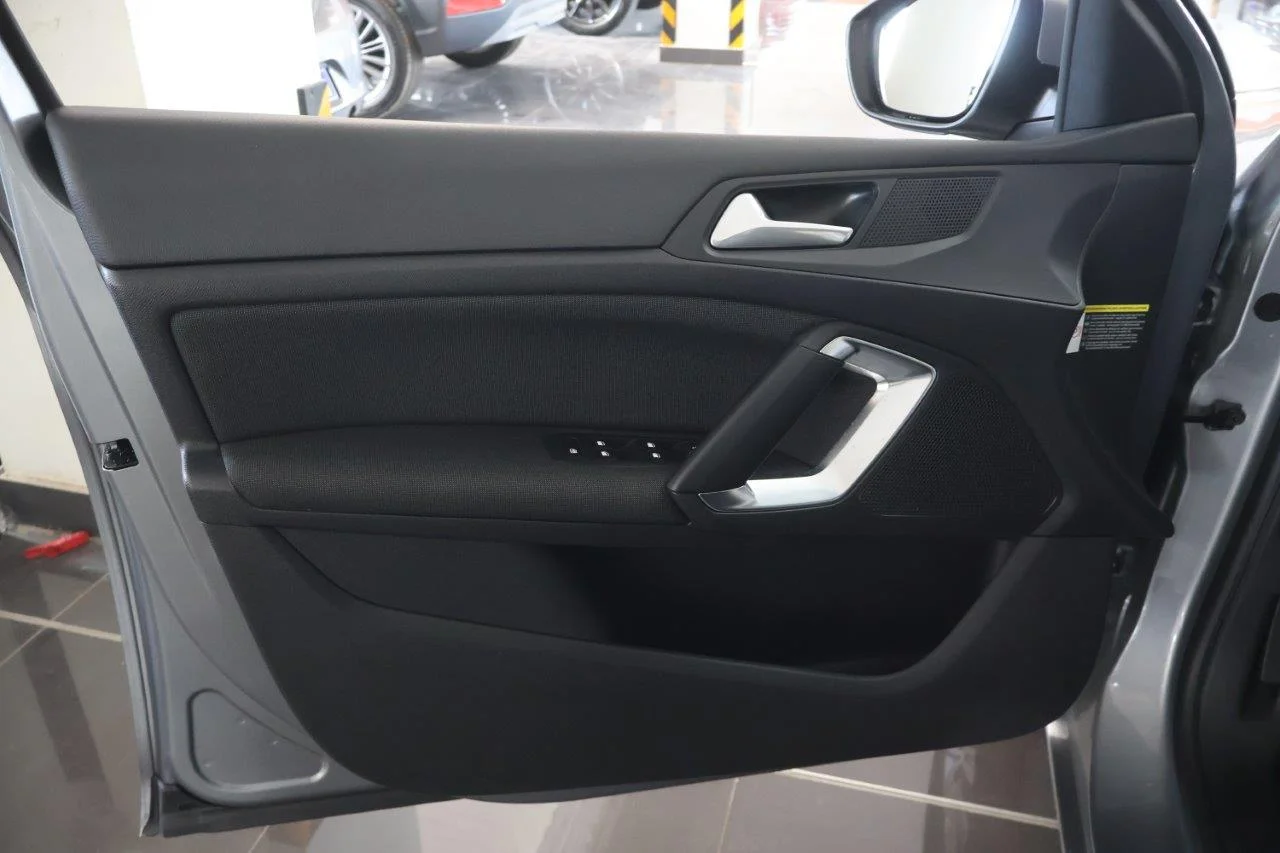 Peugeot 308 - View model 32