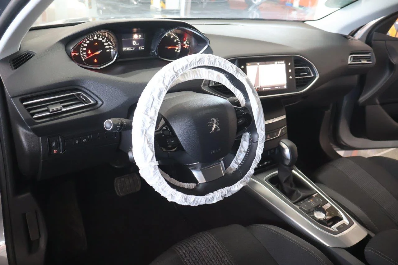 Peugeot 308 - View model 36
