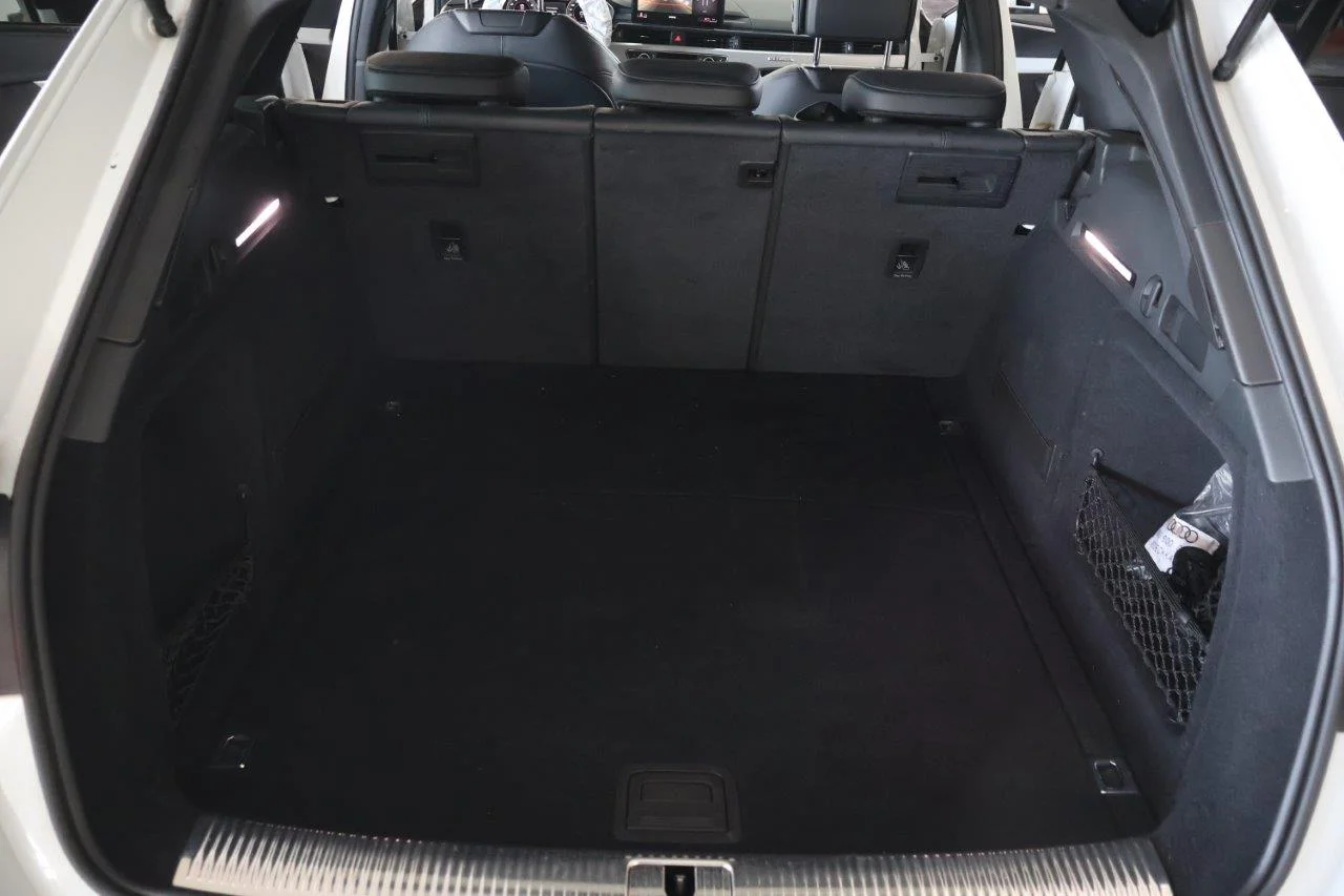 Audi A4 allroad - View model 10