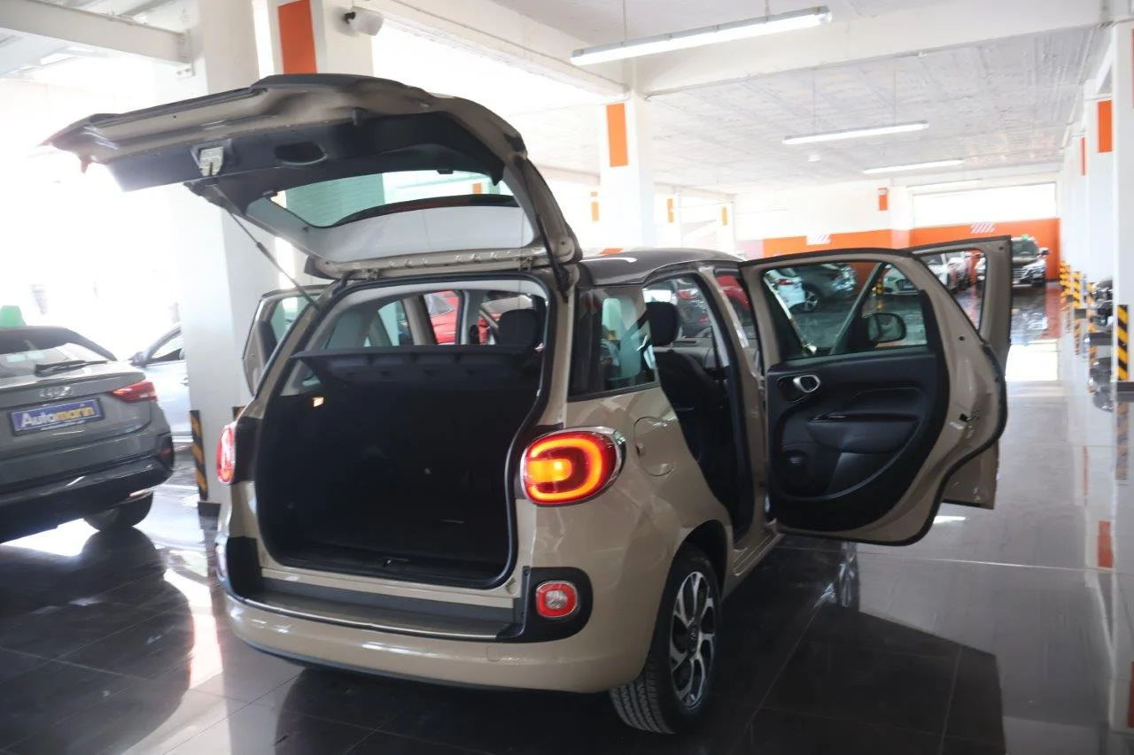 Fiat 500L - View model 7