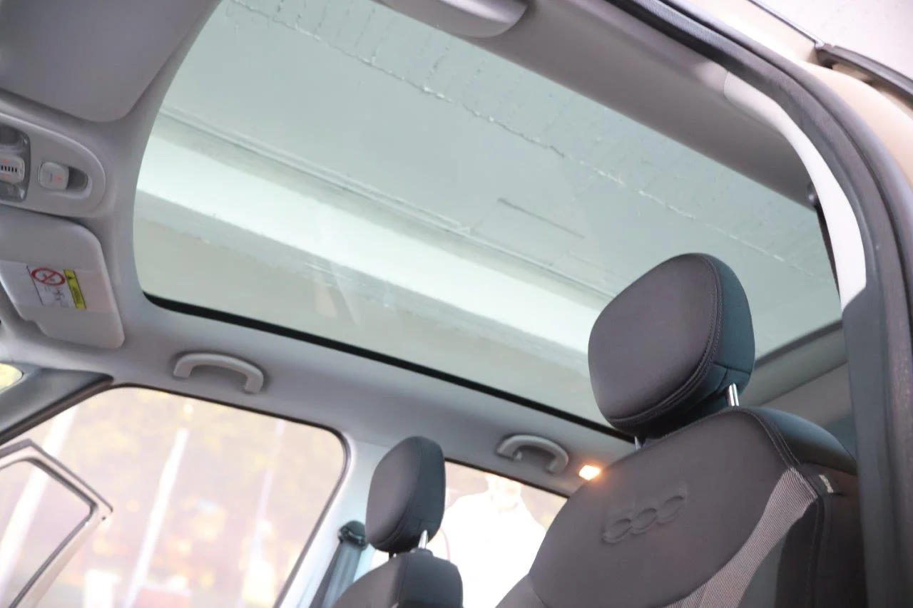 Fiat 500L - View model 33