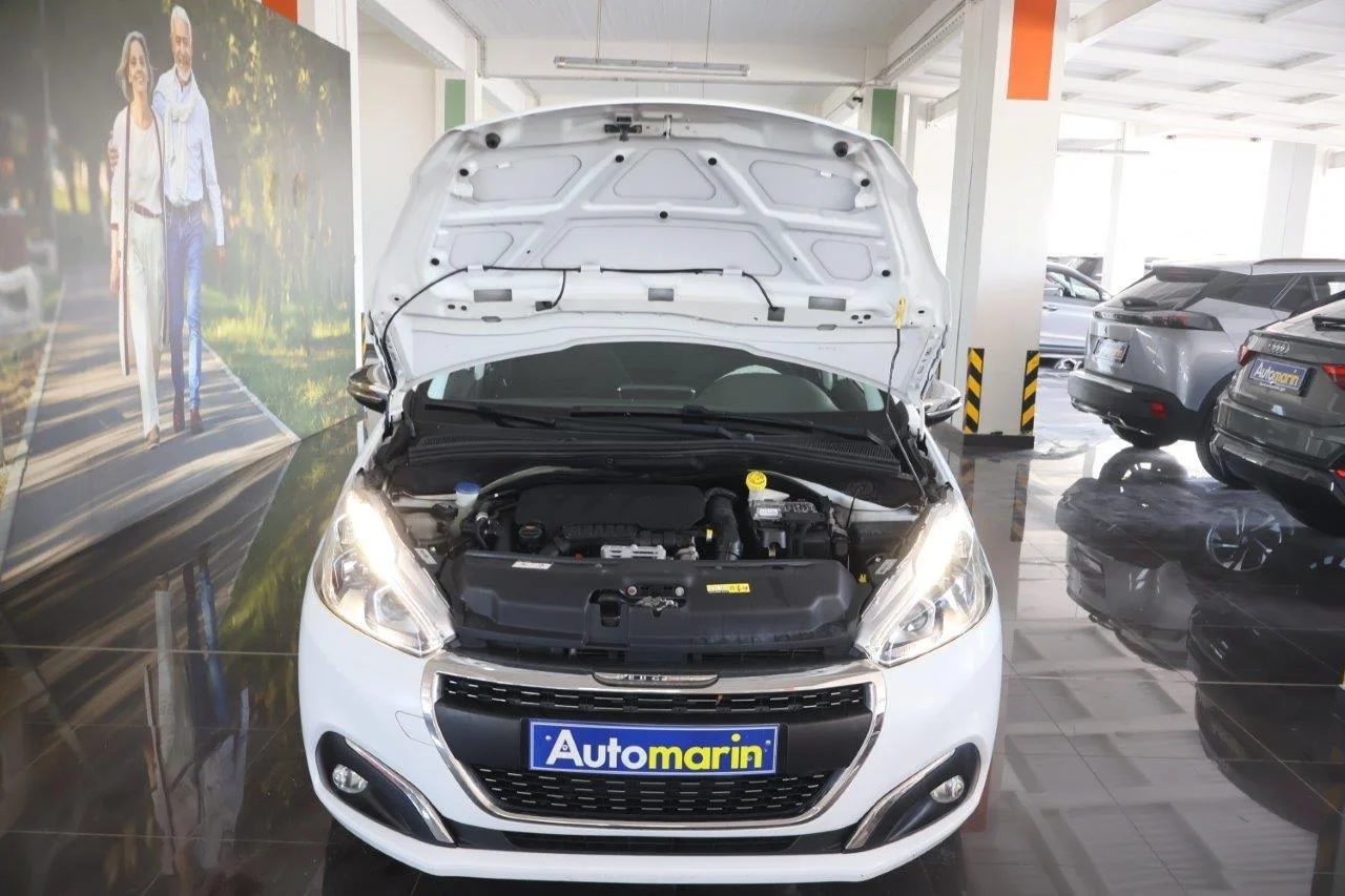 Peugeot 208 - View model 20