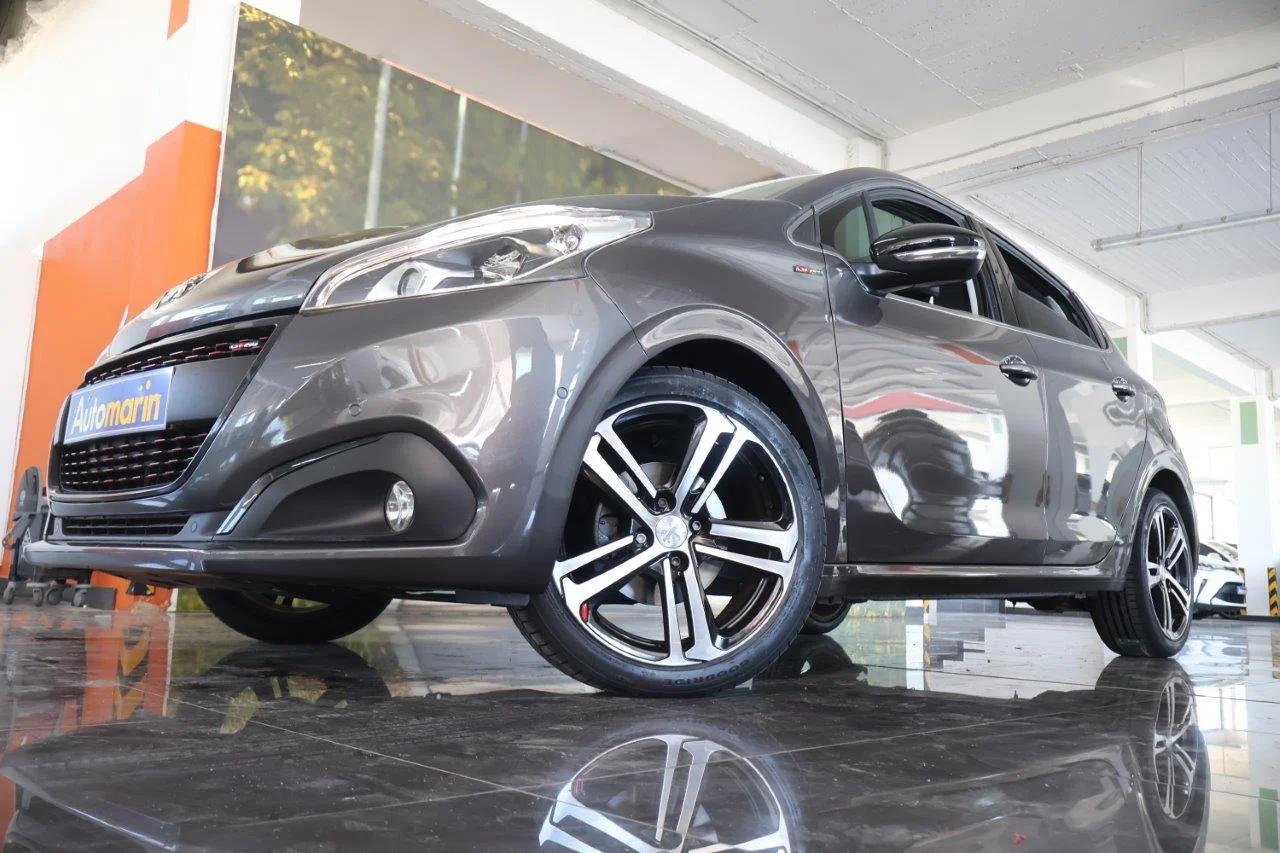 View 2 - Peugeot 208 - 2017