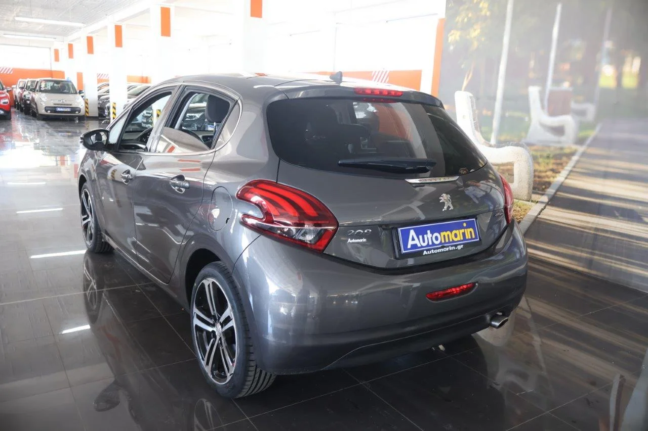 Peugeot 208 - View model 6