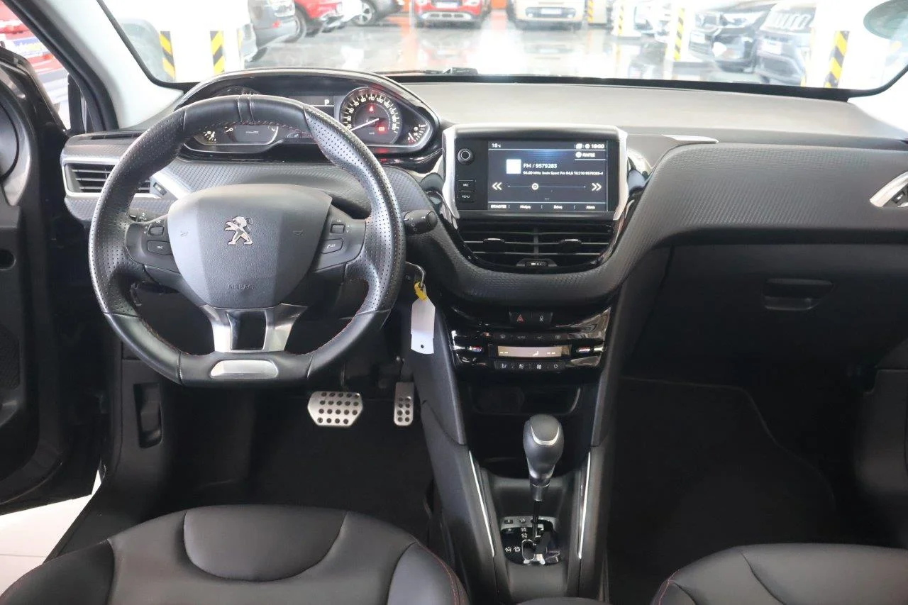 Peugeot 208 - View model 21