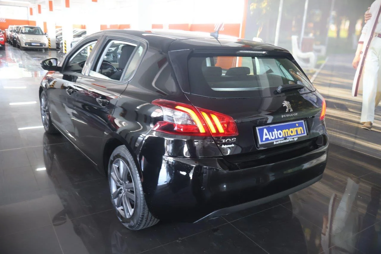 Peugeot 308 - View model 6