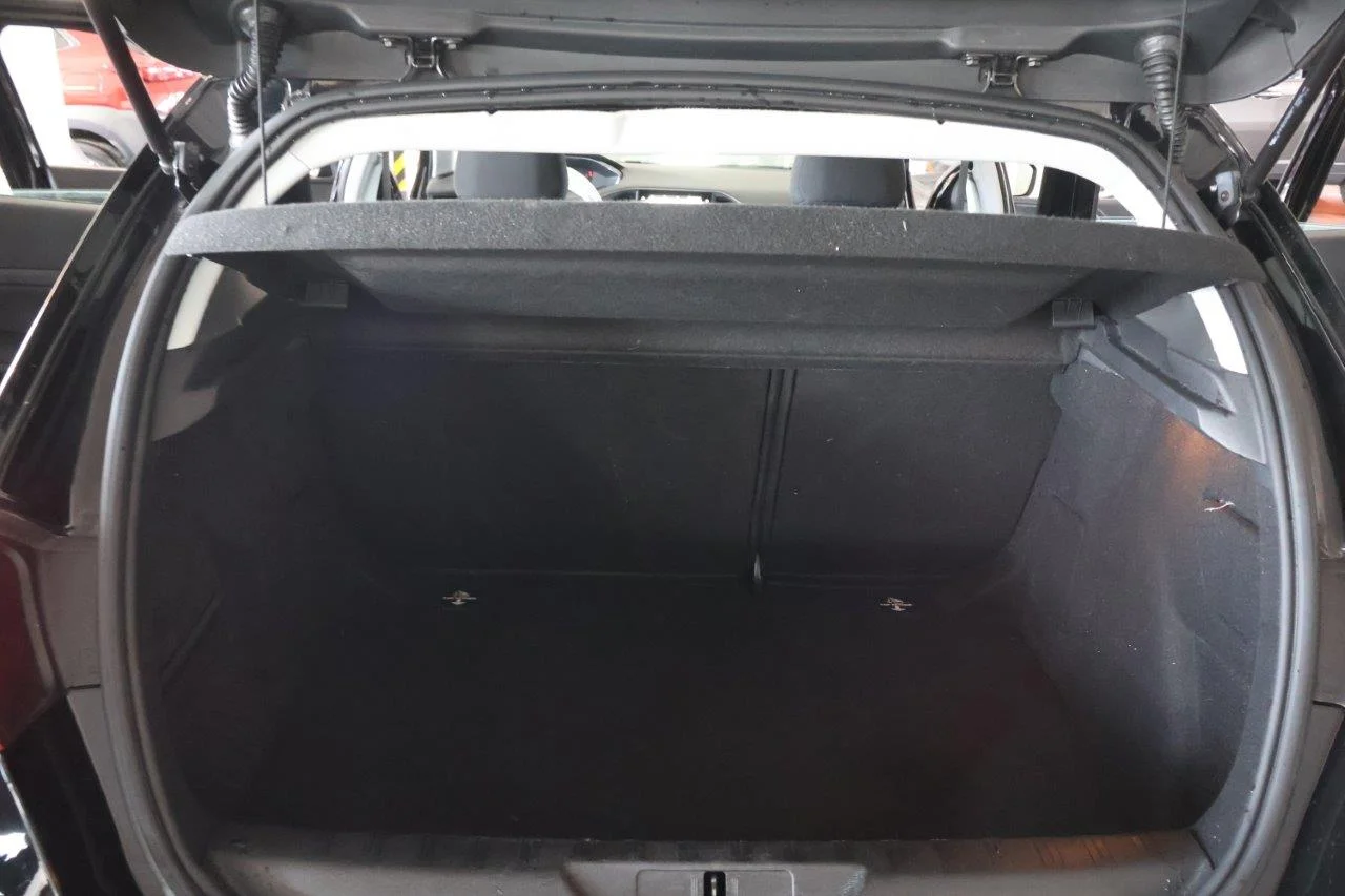 Peugeot 308 - View model 10
