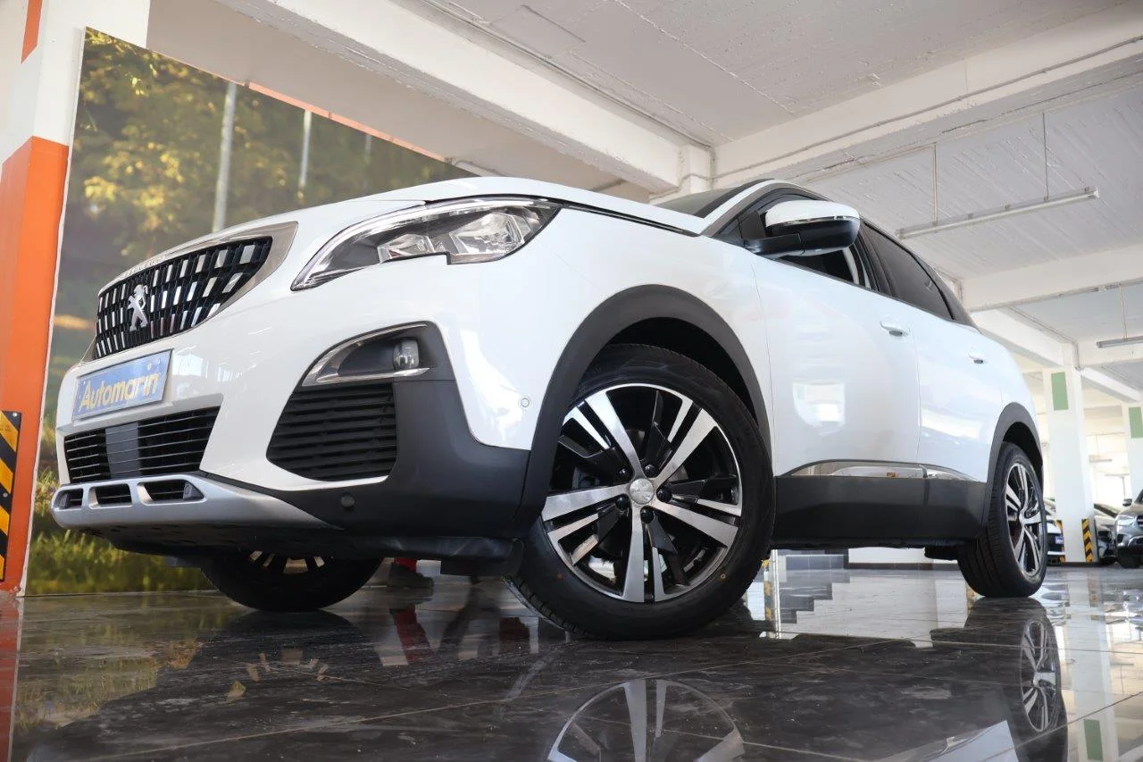 View 2 - Peugeot 3008 - 2017