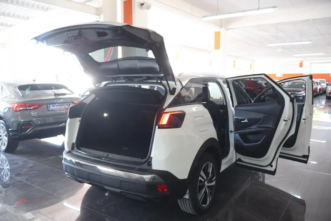 Peugeot 3008 - View model 7