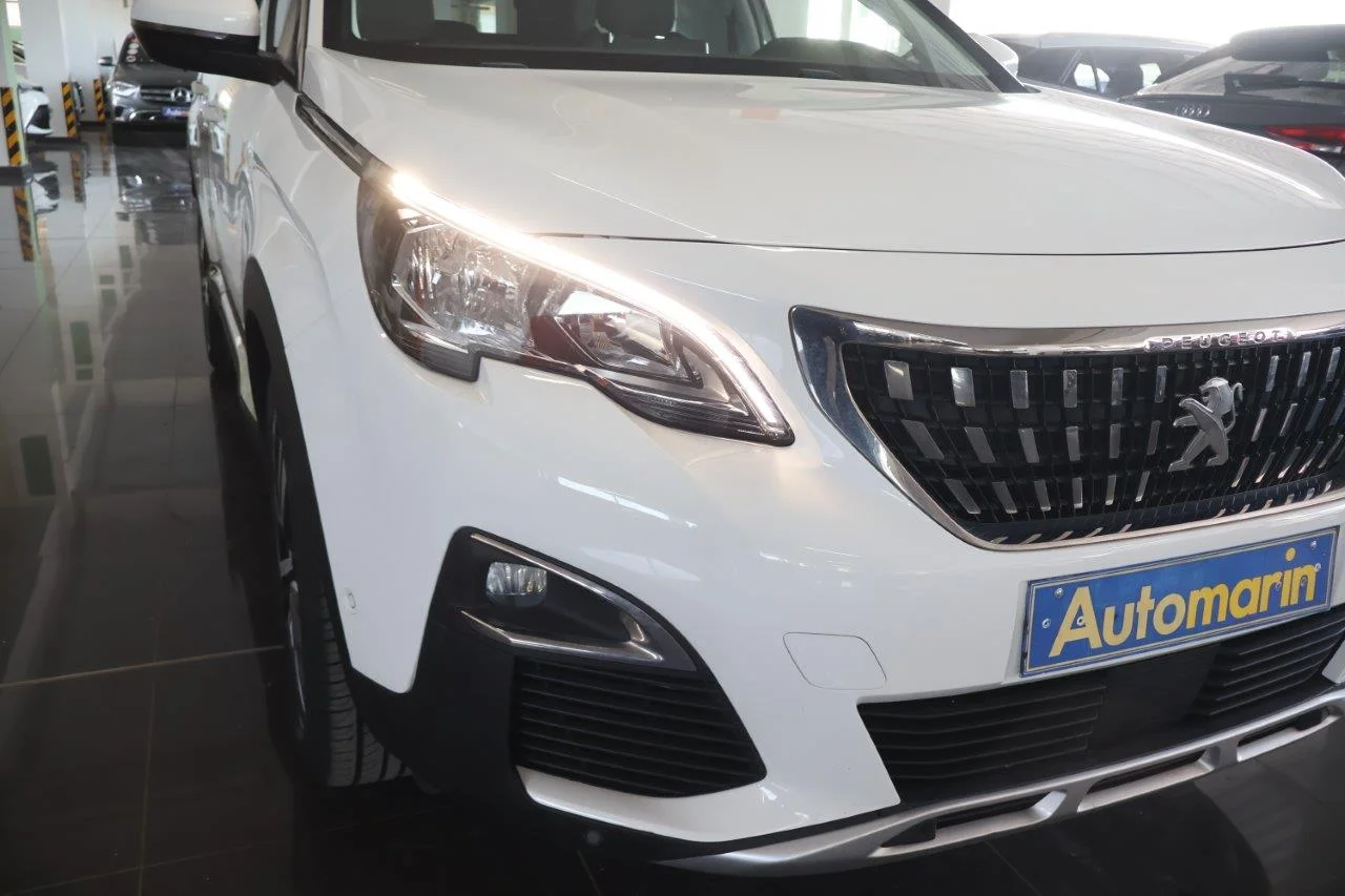 Peugeot 3008 - View model 17
