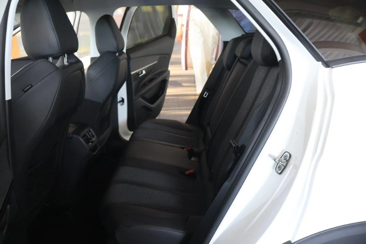 Peugeot 3008 - View model 25