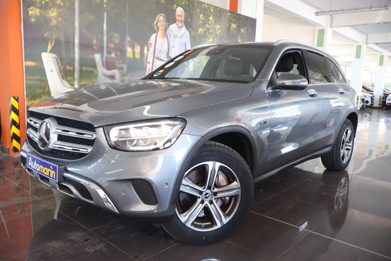 View 1 - Mercedes-Benz GLC 300 - 2021