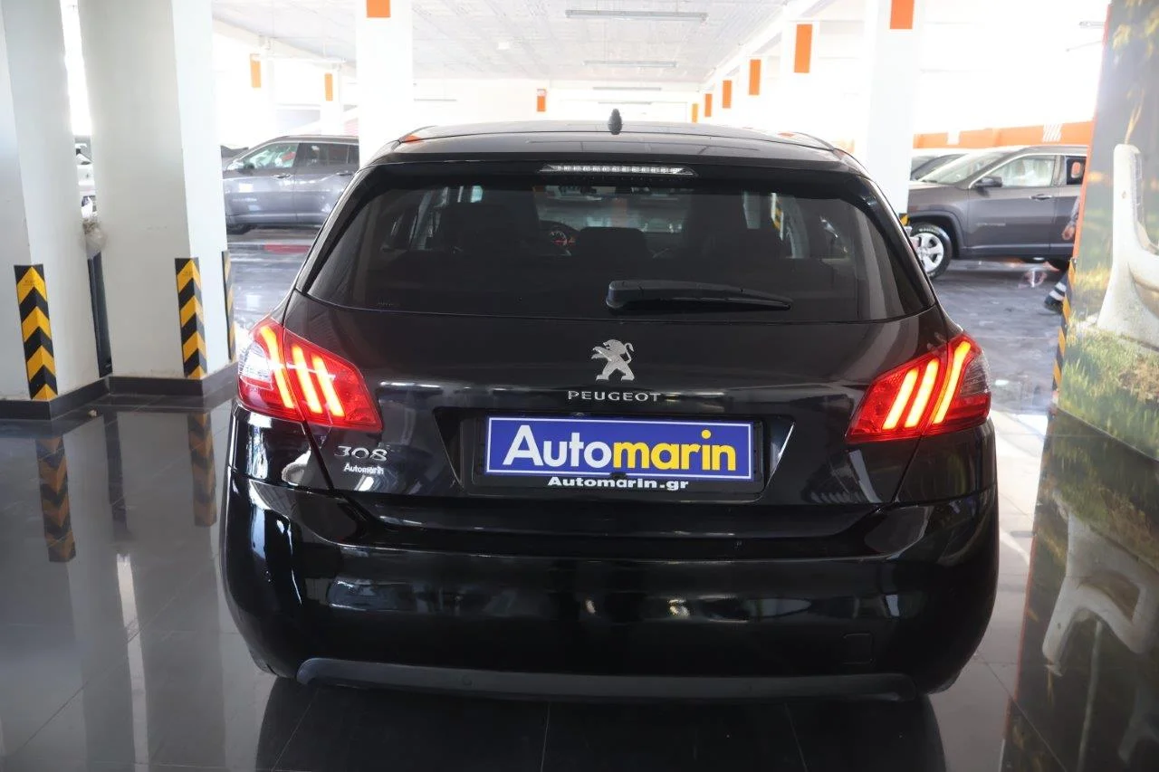 Peugeot 308 - View model 5