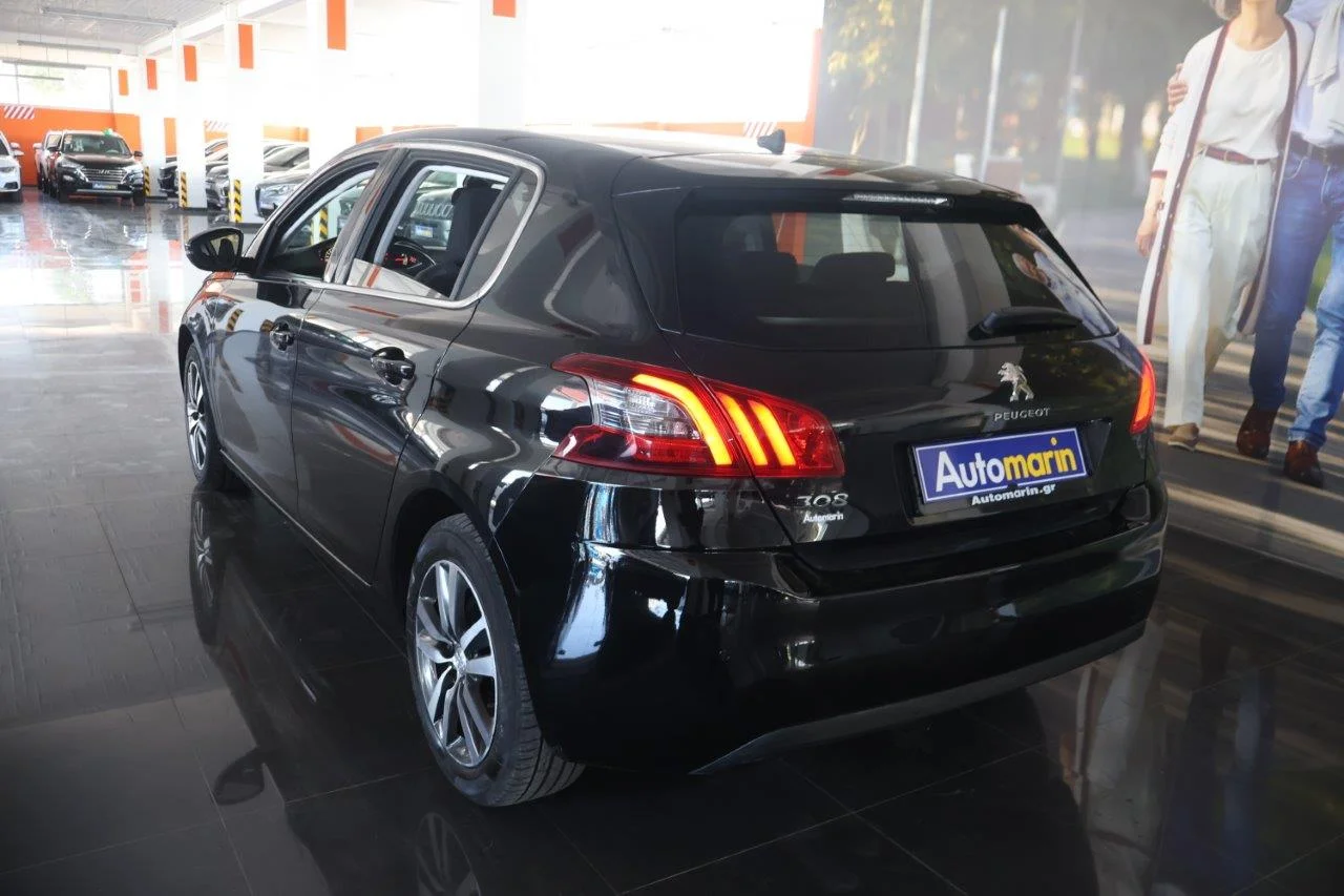 Peugeot 308 - View model 6