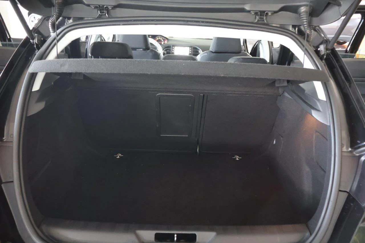 Peugeot 308 - View model 10