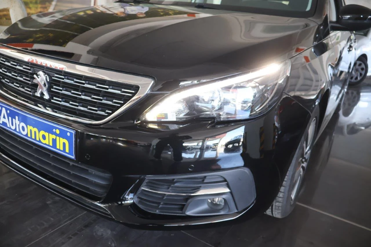Peugeot 308 - View model 16