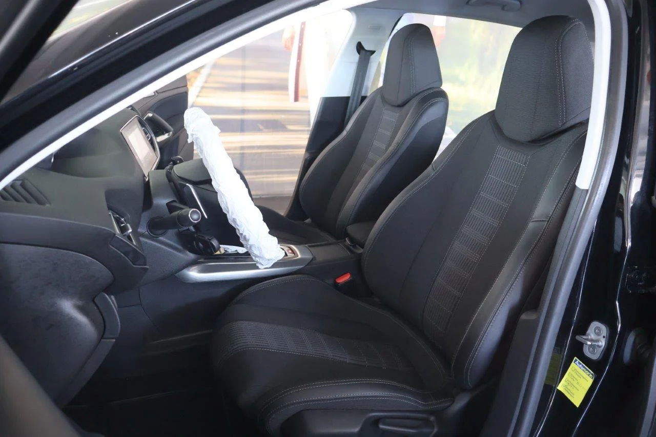 Peugeot 308 - View model 22