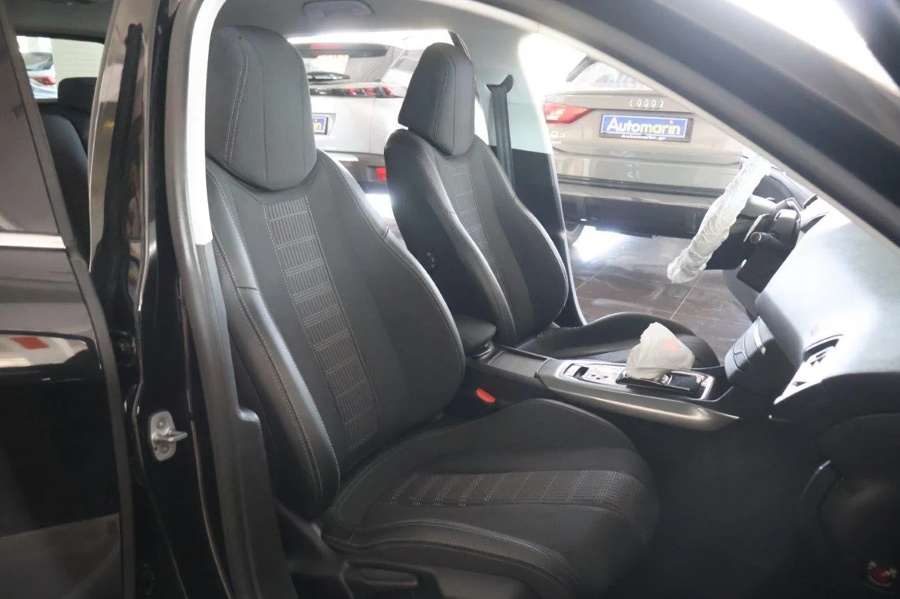 Peugeot 308 - View model 23