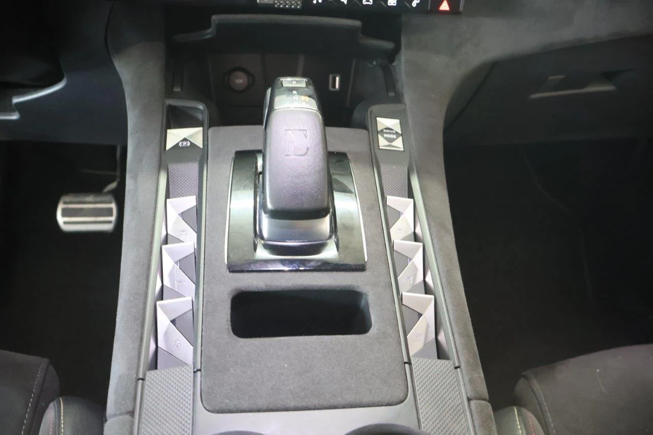DS DS7 - View model 37