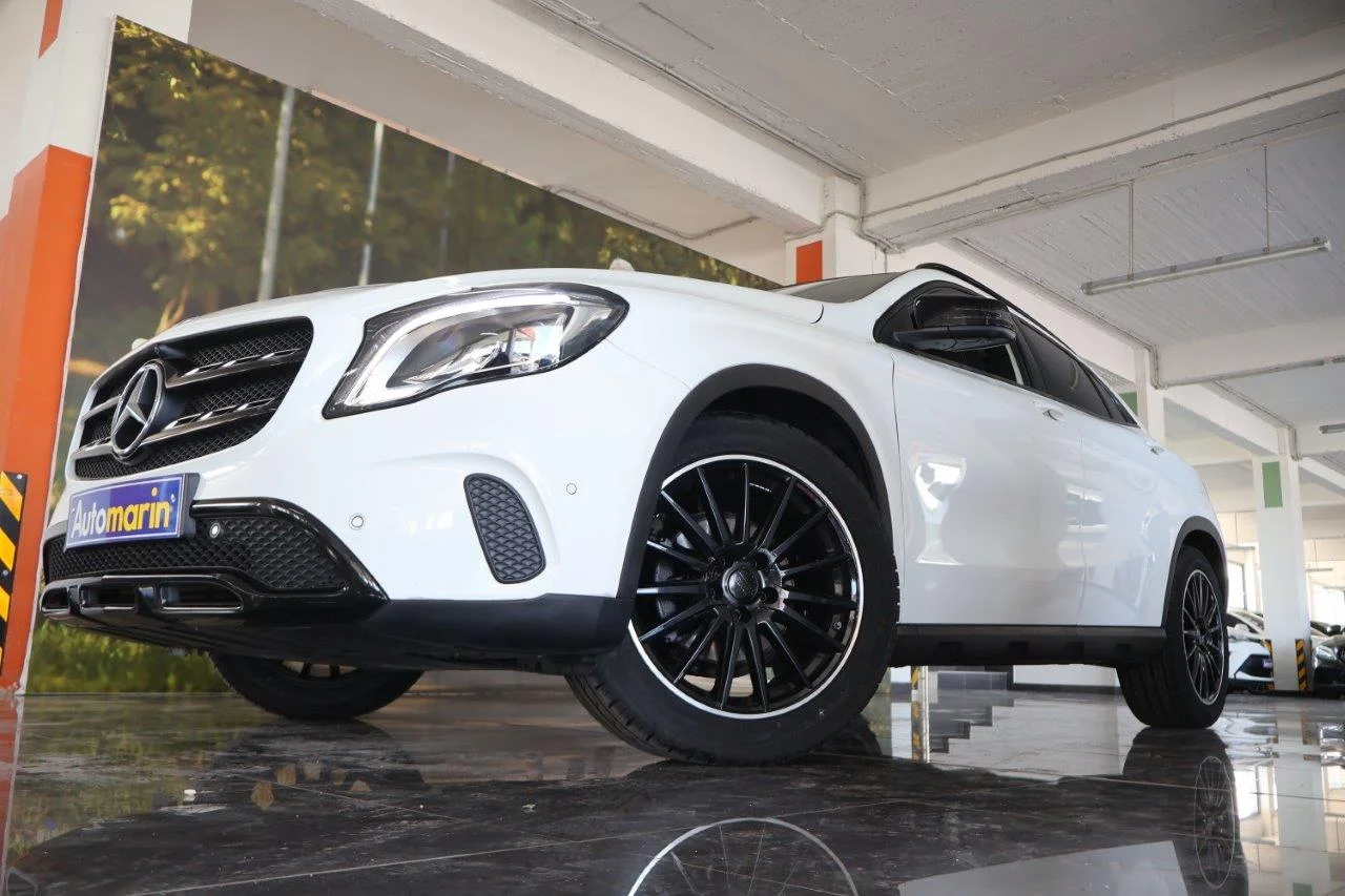 View 2 - Mercedes-Benz GLA 180 - 2019