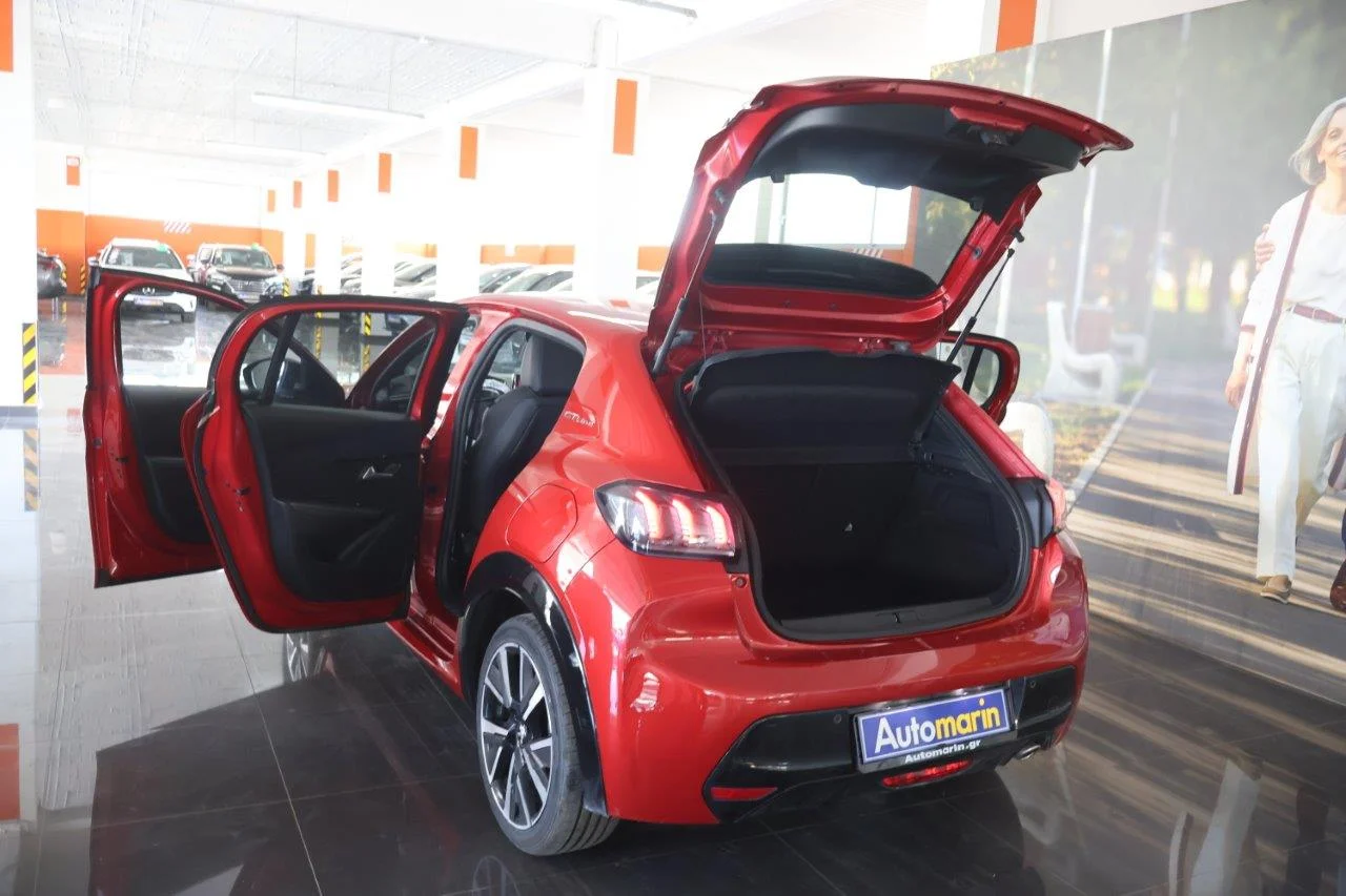 Peugeot 208 - View model 9