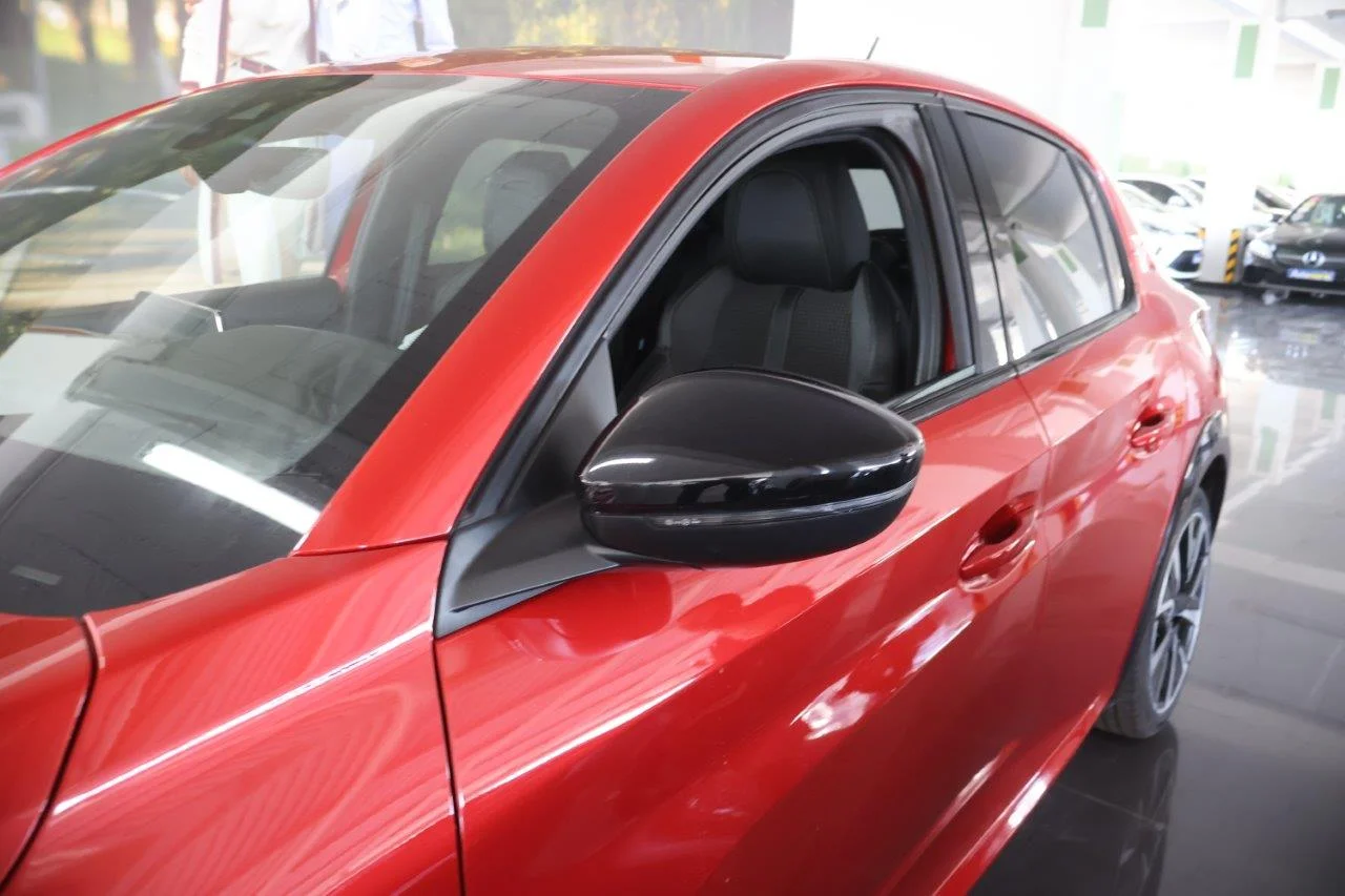 Peugeot 208 - View model 13