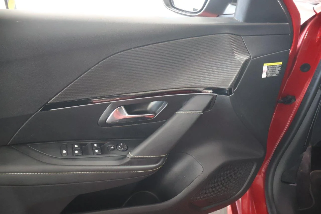 Peugeot 208 - View model 33