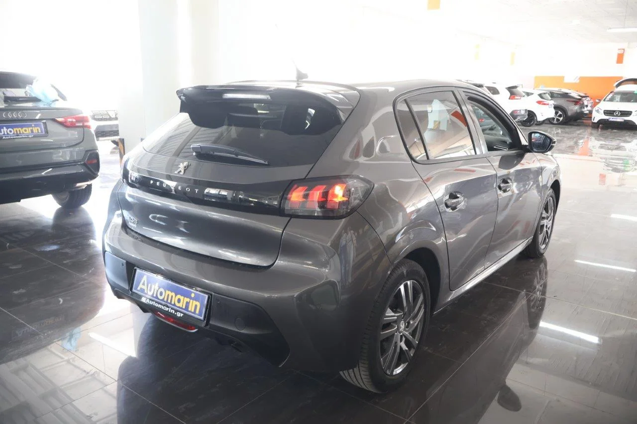View 5 - Peugeot 208 - 2022