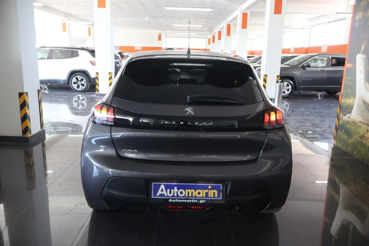 Peugeot 208 - View model 5