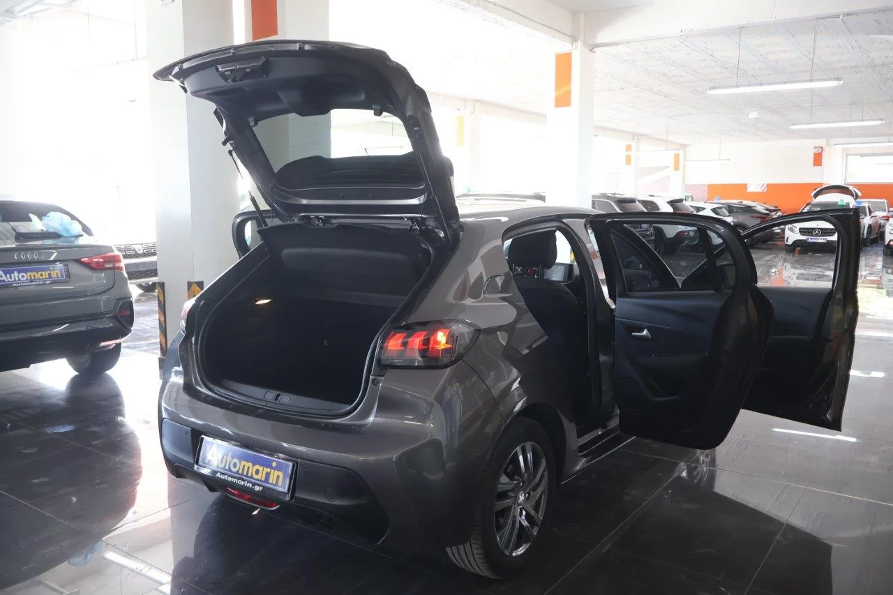Peugeot 208 - View model 7