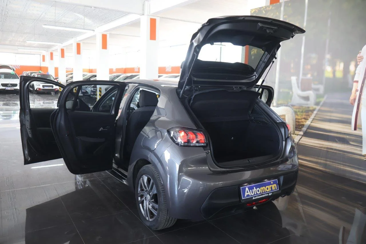 Peugeot 208 - View model 9