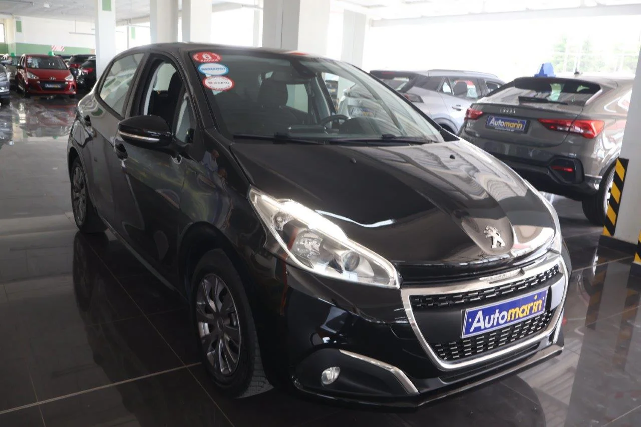 View 3 - Peugeot 208 - 2019