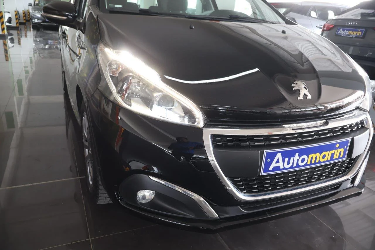 Peugeot 208 - View model 17