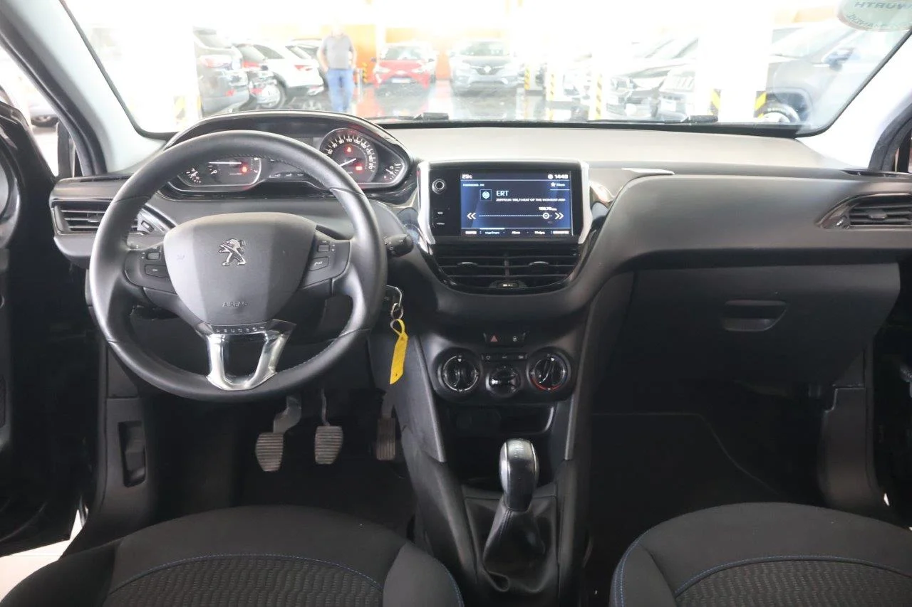 Peugeot 208 - View model 23