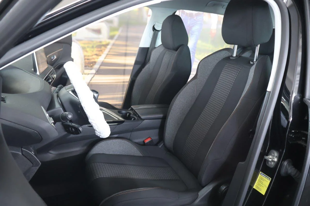 Peugeot 3008 - View model 22