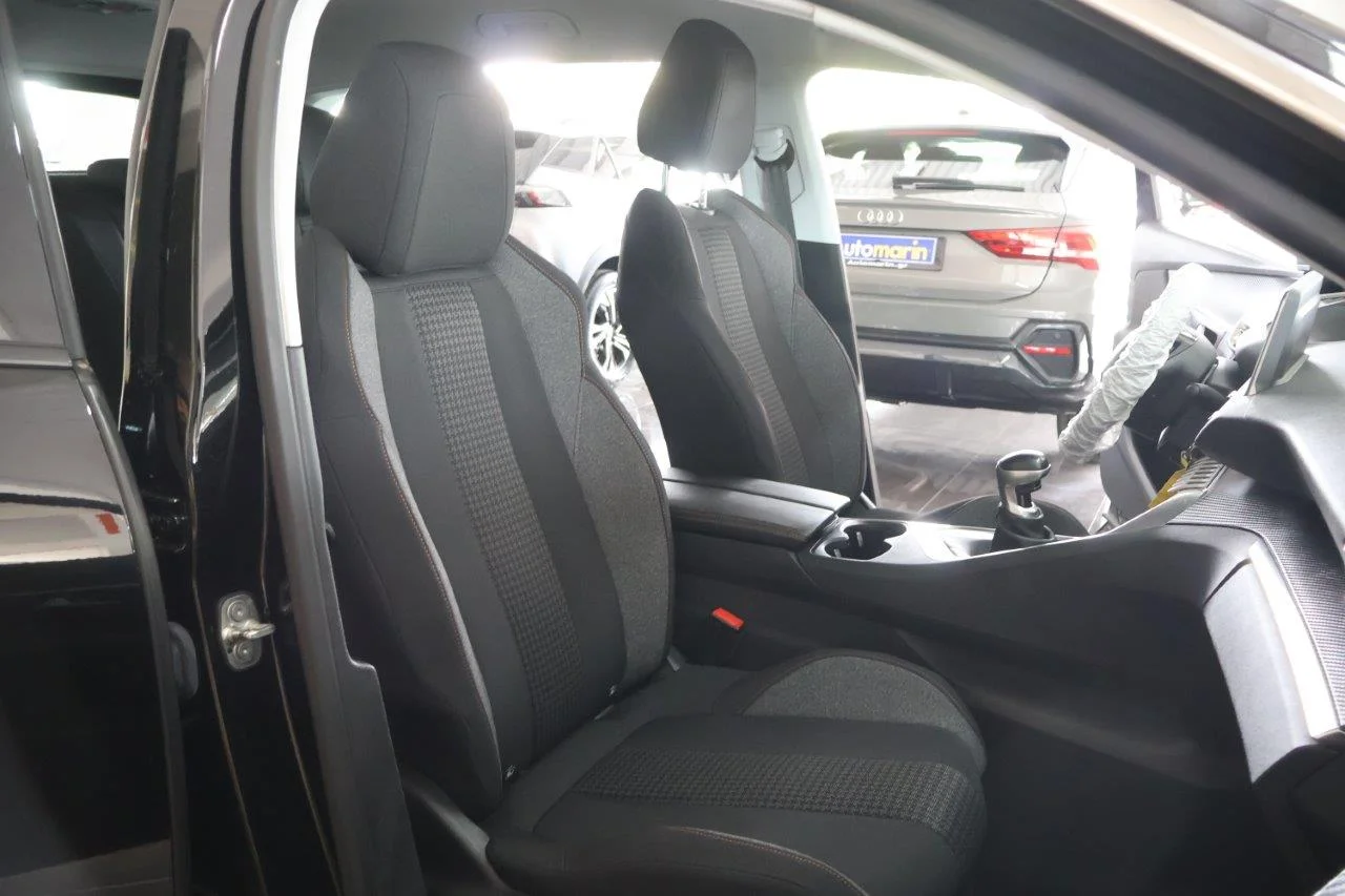 Peugeot 3008 - View model 23