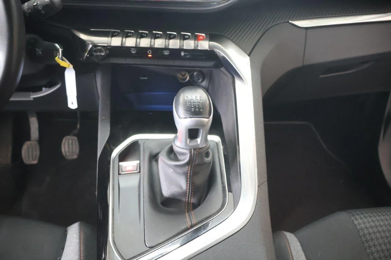 Peugeot 3008 - View model 31