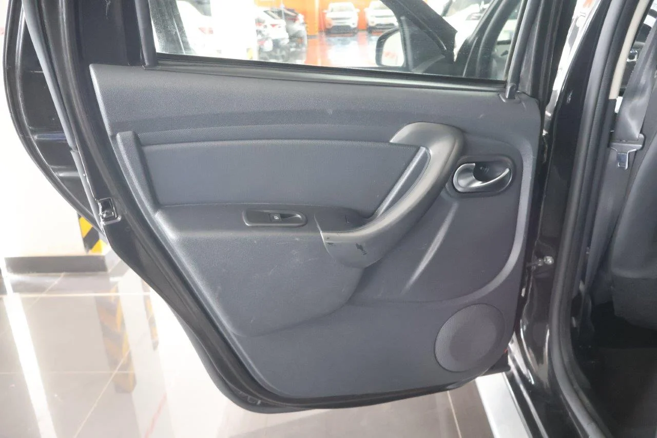 Dacia Duster - View model 36