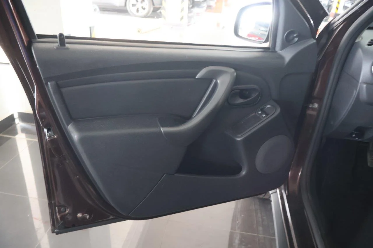 Dacia Duster - View model 33